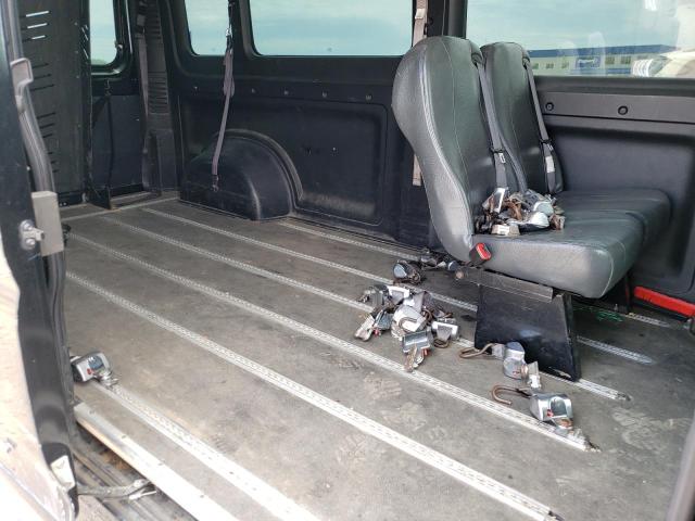 3C6TRVPG0HE518543 - 2017 RAM PROMASTER 2500 HIGH შავი ფოტო 10