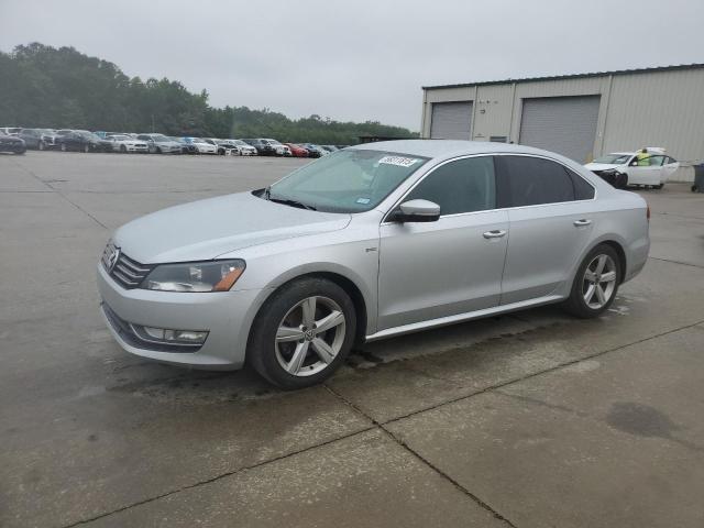 2015 VOLKSWAGEN PASSAT S, 