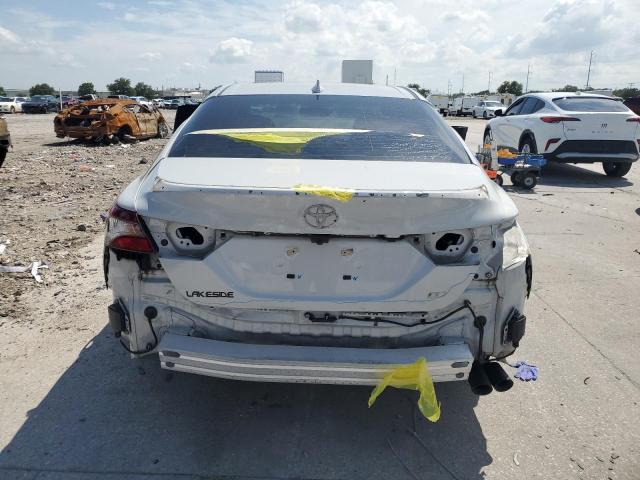 4T1T11AK9NU062959 - 2022 TOYOTA CAMRY SE SILVER photo 6