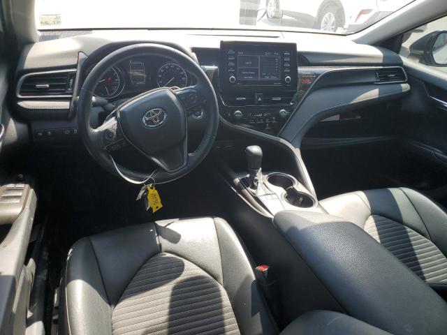 4T1T11AK9NU062959 - 2022 TOYOTA CAMRY SE SILVER photo 8