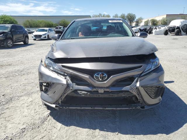 4T1K61AK7PU835542 - 2023 TOYOTA CAMRY XSE GRAY photo 5