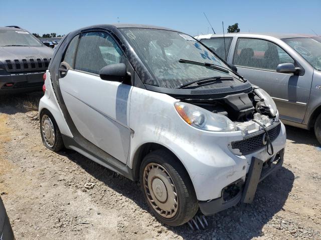 WMEEJ3BA7DK690190 - 2013 SMART FORTWO PURE WHITE photo 4