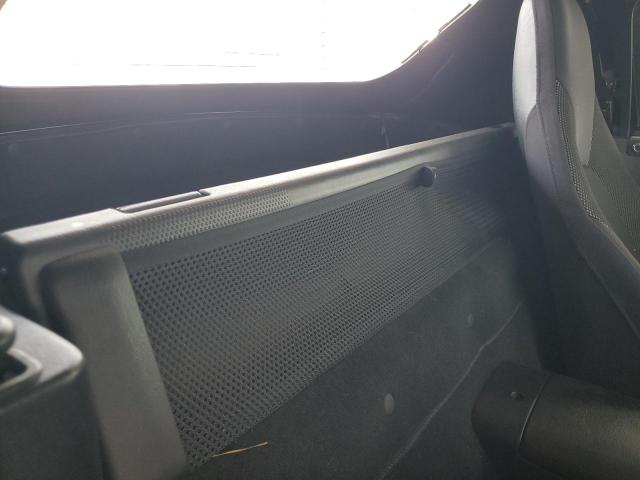 JM1NB353420231846 - 2002 MAZDA MX-5 MIATA BASE WHITE photo 10