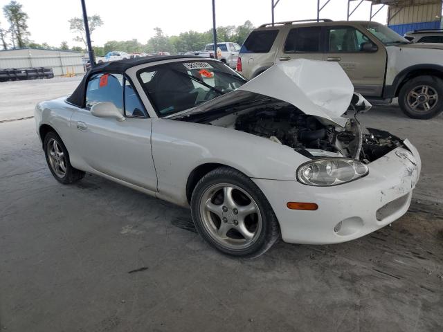 JM1NB353420231846 - 2002 MAZDA MX-5 MIATA BASE WHITE photo 4