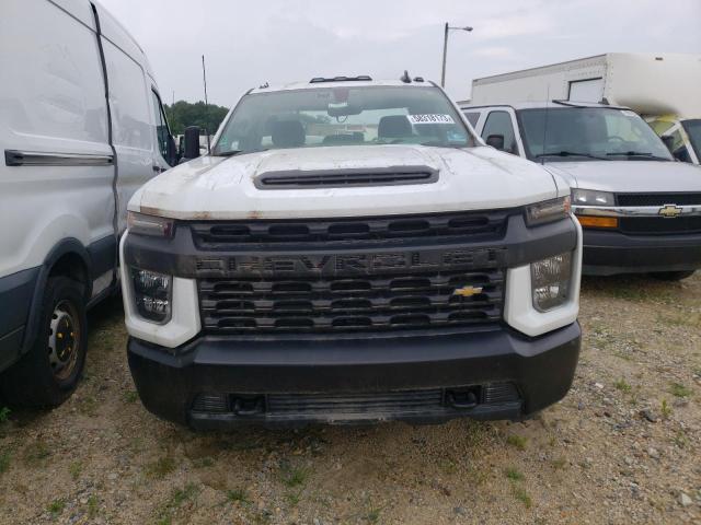 1GB3YSE72LF268903 - 2020 CHEVROLET SILVERADO K3500 WHITE photo 5