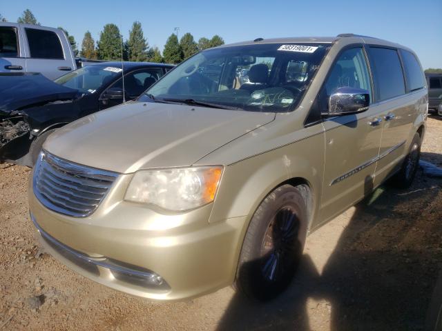 2A4RR6DG2BR789102 - 2011 CHRYSLER TOWN & COU LIMITED BEIGE photo 2