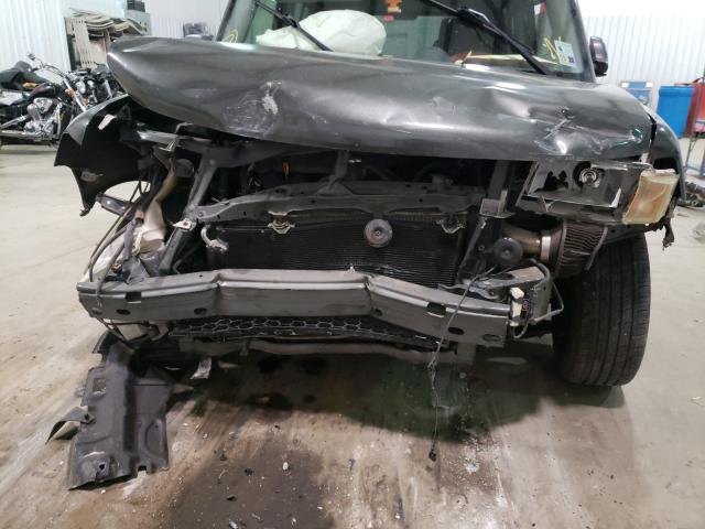 JTLKT334664036281 - 2006 TOYOTA SCION XB Grün Foto 9