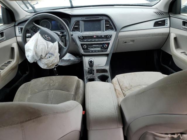 5NPE24AF9GH281092 - 2016 HYUNDAI SONATA SE WHITE photo 8