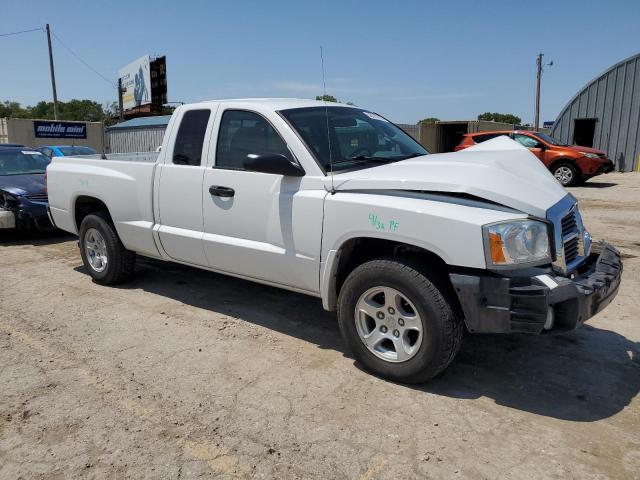 1D7HE42K97S112505 - 2007 DODGE DAKOTA SLT WHITE photo 4