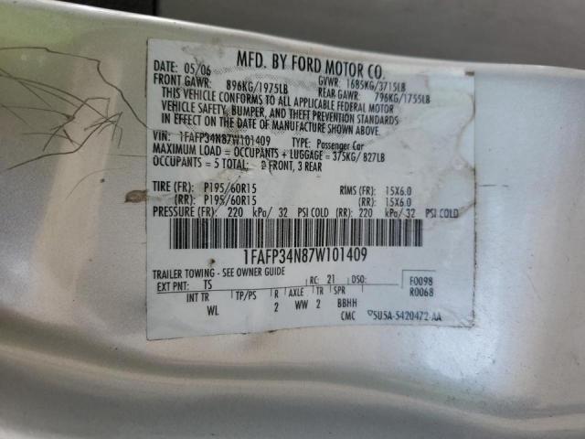 1FAFP34N87W101409 - 2007 FORD FOCUS ZX4 SILVER photo 10