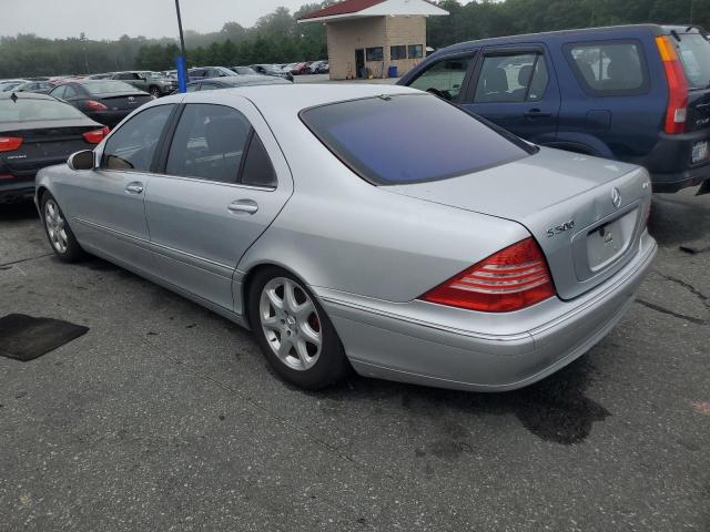 WDBNG84J85A455052 - 2005 MERCEDES-BENZ S 500 4MATIC SILVER photo 2