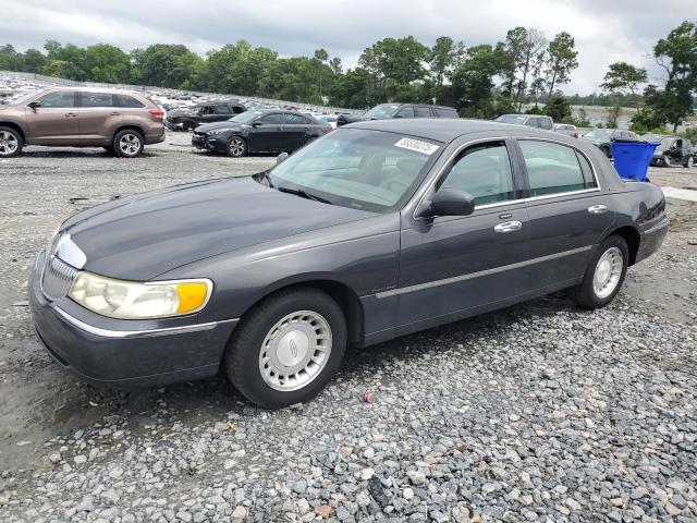 2002 LINCOLN TOWN CAR EXECUTIVE, null