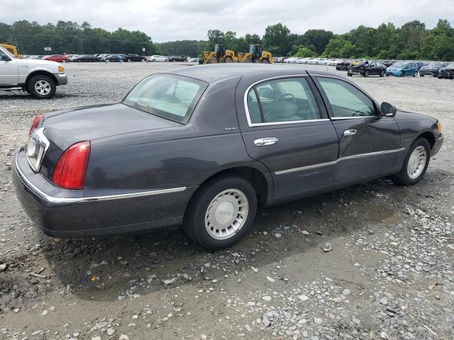 1LNHM81W32Y606076 - 2002 LINCOLN TOWN CAR EXECUTIVE Grau Foto 3