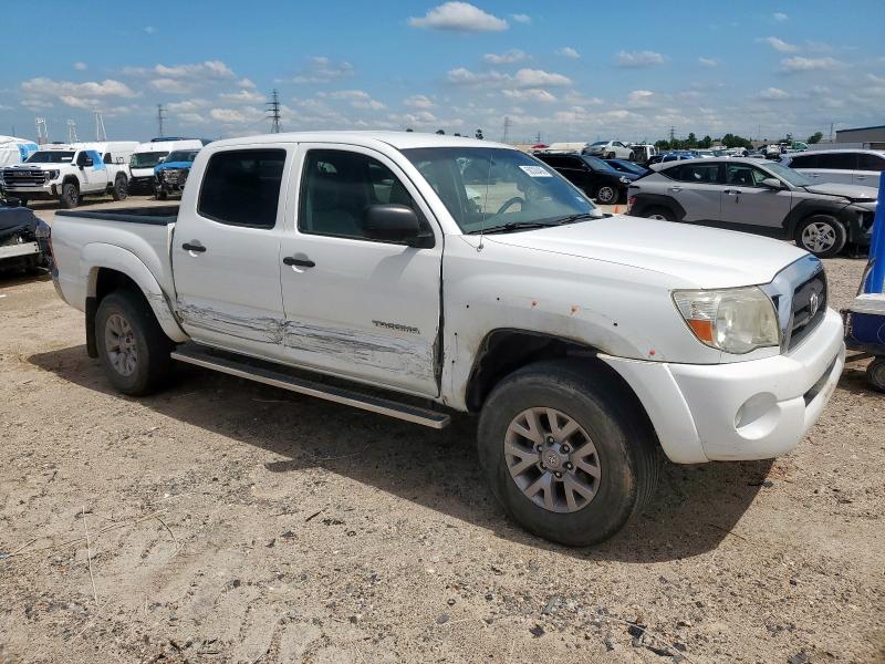 5TEJU62N57Z384162 - 2007 TOYOTA TACOMA DOUBLE CAB PRERUNNER WHITE photo 4
