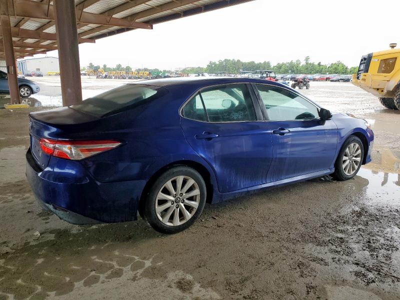4T1B11HK4JU529362 - 2018 TOYOTA CAMRY L BLUE photo 3