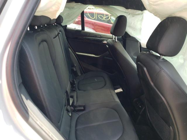 WBXJG9C09M5T96618 - 2021 BMW X1 XDRIVE28I SILVER photo 11