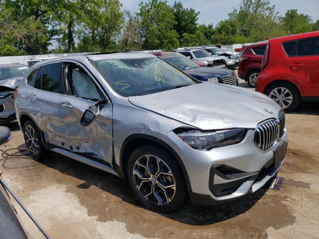 WBXJG9C09M5T96618 - 2021 BMW X1 XDRIVE28I SILVER photo 4