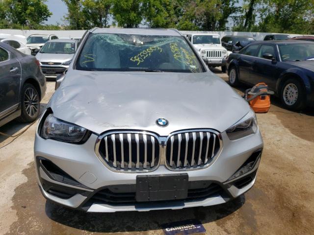 WBXJG9C09M5T96618 - 2021 BMW X1 XDRIVE28I SILVER photo 5