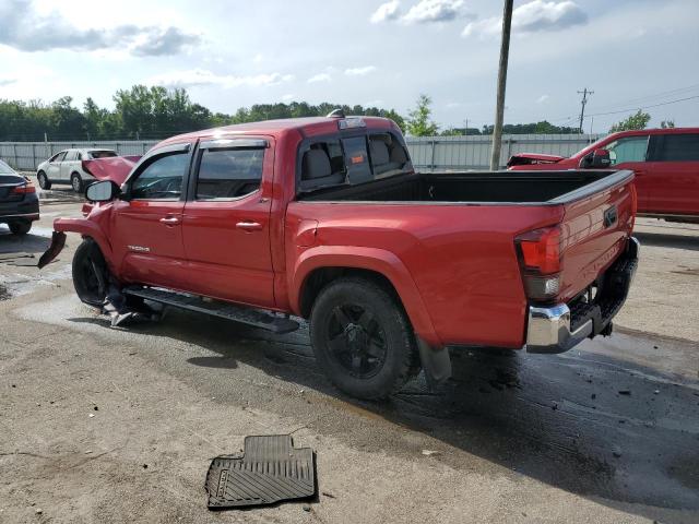 3TMAZ5CN5JM077864 - 2018 TOYOTA TACOMA DOUBLE CAB Қызыл фото 2