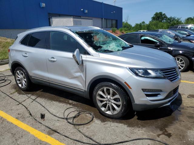 5LMCJ2A99FUJ32235 - 2015 LINCOLN MKC SILVER photo 4