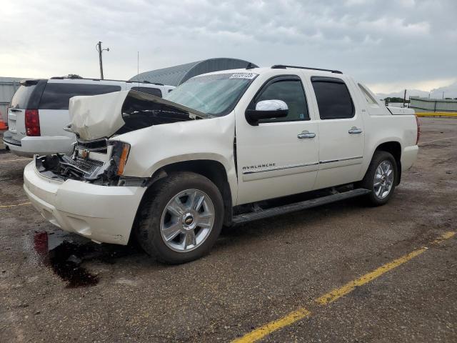 3GNVKGE08AG150735 - 2010 CHEVROLET AVALANCHE LTZ WHITE photo 1