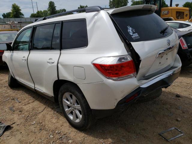 5TDBK3EH5DS270962 - 2013 TOYOTA HIGHLANDER BASE WHITE photo 2