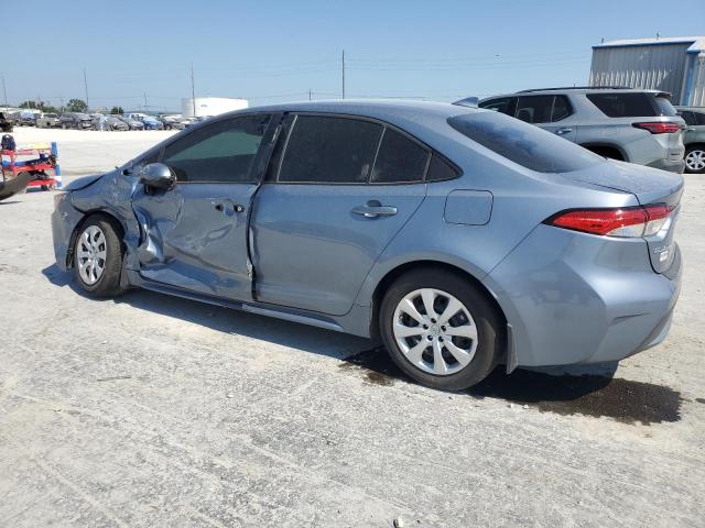 5YFEPMAE7NP374945 - 2022 TOYOTA COROLLA LE GRAY photo 2