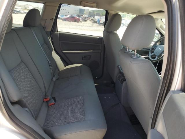 1J8GS48K67C661359 - 2007 JEEP GRAND CHER LAREDO SILVER photo 11