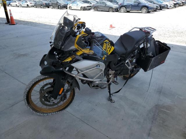 WB10K0301M6D49709 - 2021 BMW F 850 GS ADVENTURE BLACK photo 2
