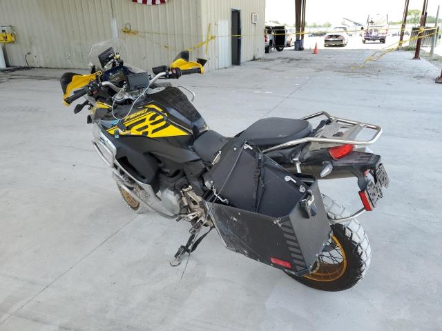 WB10K0301M6D49709 - 2021 BMW F 850 GS ADVENTURE BLACK photo 3