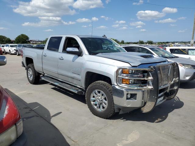 1GC1KTEY9KF150087 - 2019 CHEVROLET SILVERADO K2500 HEAVY DUTY LTZ SILVER photo 4