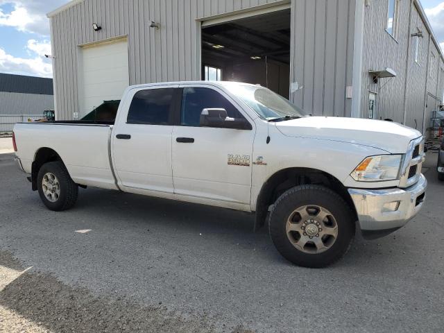 3C63R3HL6GG335375 - 2016 RAM 3500 SLT WHITE photo 4