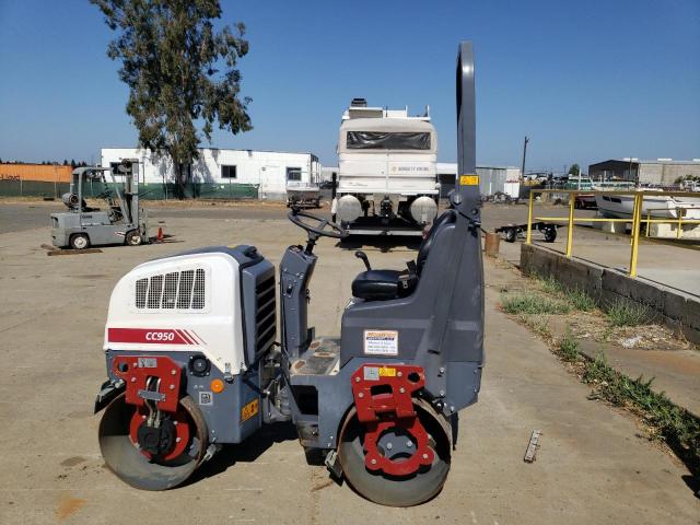 10000381KJC007941 - 2018 DYNA CC950 WHITE photo 4