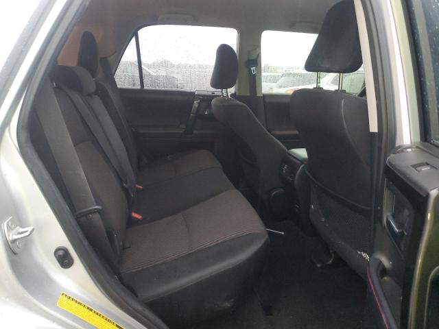 JTEBU5JRXK5618158 - 2019 TOYOTA 4RUNNER SR5/SR5 PREMIUM Srebrny zdjęcie 11