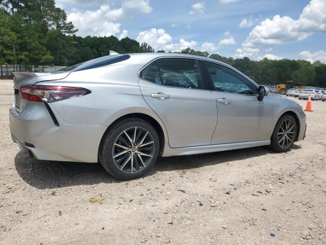 4T1G11AK4PU803846 - 2023 TOYOTA CAMRY SE NIGHT SHADE SILVER photo 3