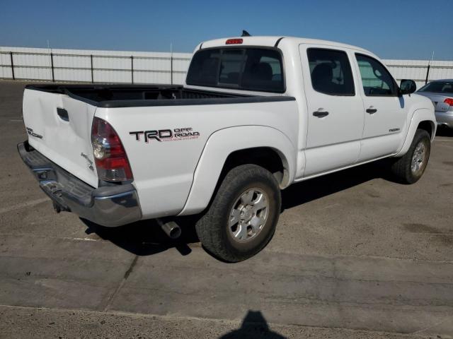 3TMJU4GN2CM136083 - 2012 TOYOTA TACOMA DOUBLE CAB PRERUNNER WHITE photo 3