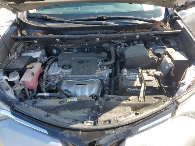 2T3ZFREVXJW522744 - 2018 TOYOTA RAV4 LE SILVER photo 11