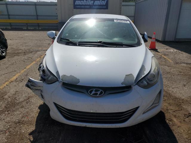 5NPDH4AE8FH607903 - 2015 HYUNDAI ELANTRA SE WHITE photo 5