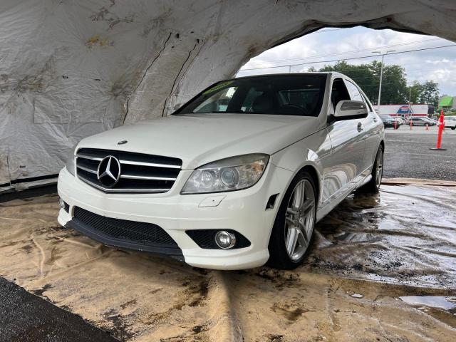 WDDGF56XX8F141154 - 2008 MERCEDES-BENZ C 350 WHITE photo 2