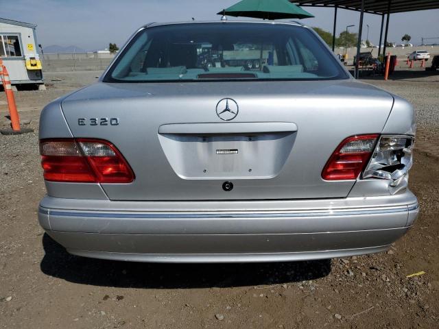 WDBJF65J0YB028919 - 2000 MERCEDES-BENZ E 320 SILVER photo 6