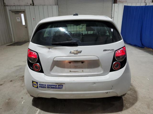 1G1JA6SH4F4133474 - 2015 CHEVROLET SONIC LS 白色 照片 6