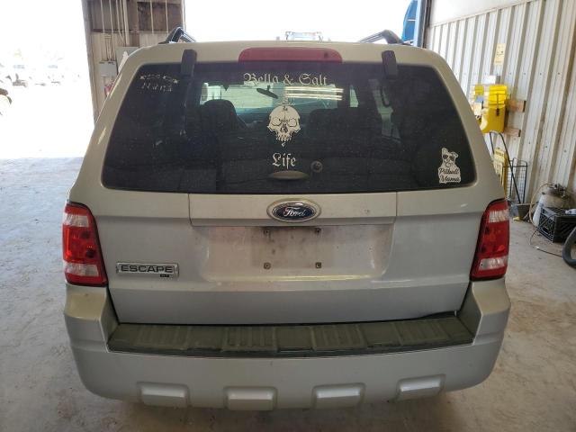 1FMCU03138KA50375 - 2008 FORD ESCAPE XLT SILVER photo 6