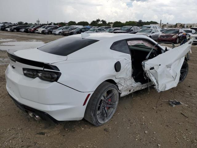 1G1FE1R79K0129044 - 2019 CHEVROLET CAMARO SS WHITE photo 3