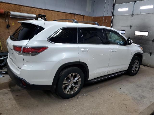 5TDBKRFH3FS174865 - 2015 TOYOTA HIGHLANDER LE WHITE photo 3