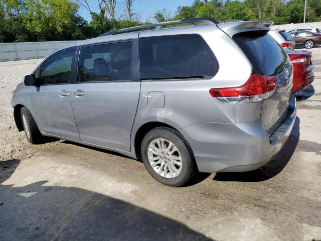 5TDDK3DC7BS020263 - 2011 TOYOTA SIENNA XLE SILVER photo 2