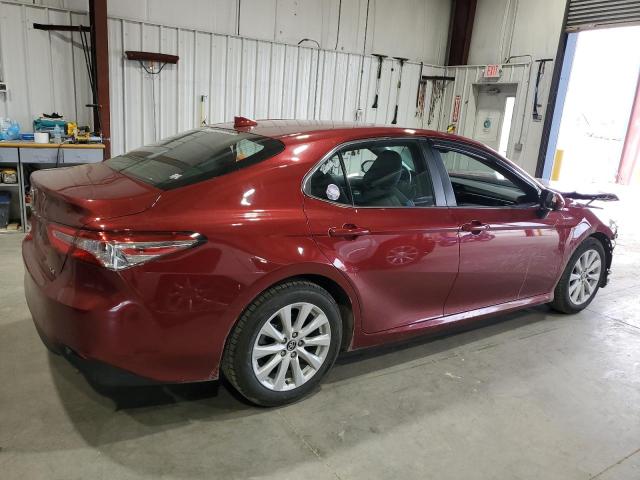 4T1C11AK9LU317462 - 2020 TOYOTA CAMRY LE BURGUNDY photo 3
