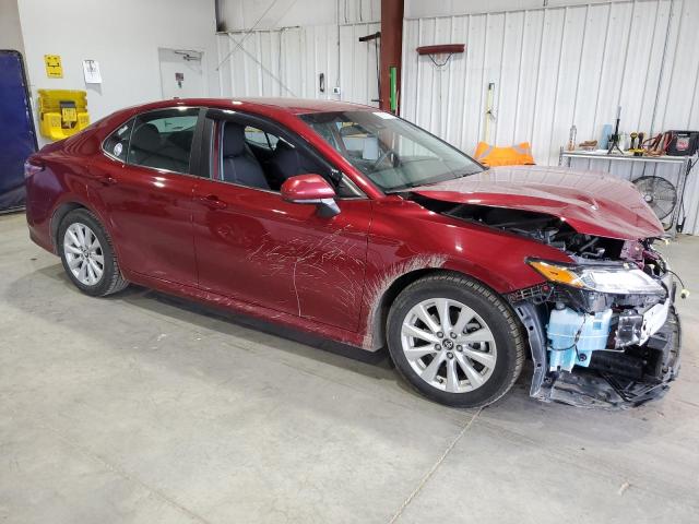4T1C11AK9LU317462 - 2020 TOYOTA CAMRY LE BURGUNDY photo 4