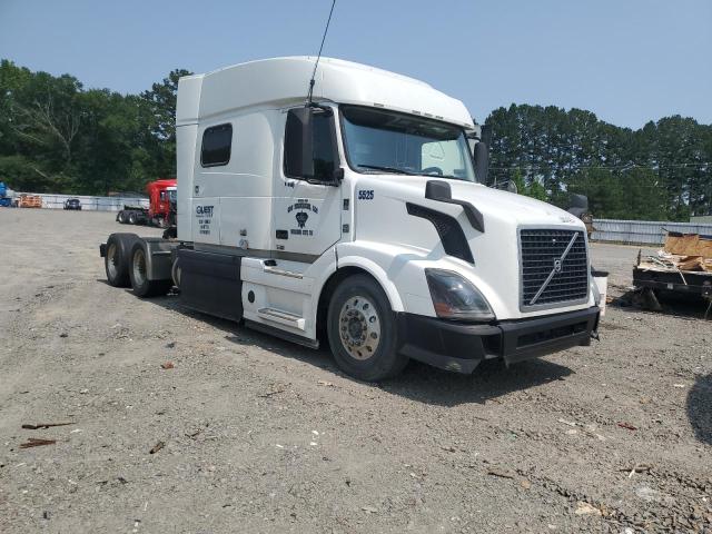 2015 VOLVO VNL VNL, null