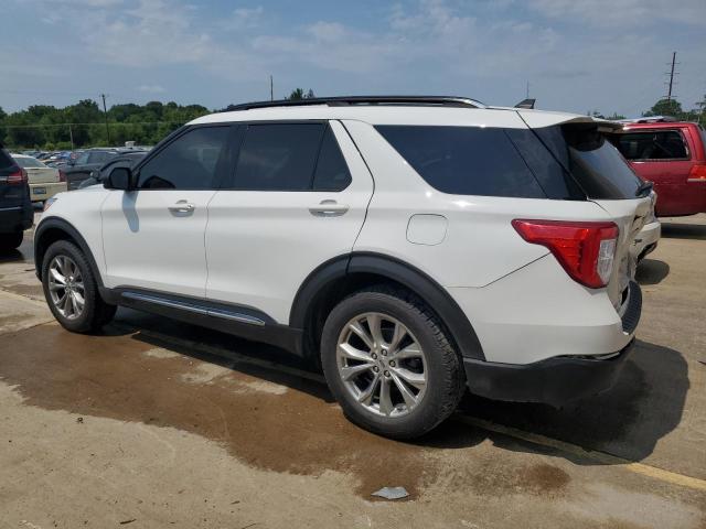 1FMSK8DH9MGA29121 - 2021 FORD EXPLORER XLT WHITE photo 2