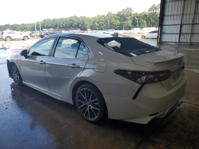 4T1G11AK6NU068509 - 2022 TOYOTA CAMRY SE თეთრი ფოტო 2